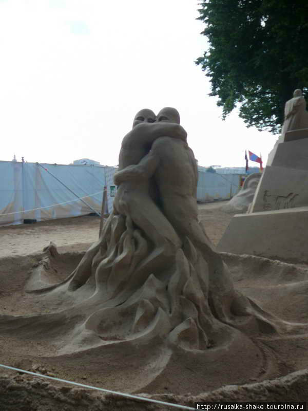Фестиваль песчаных скульптур в Петропавловской крепости Санкт-Петербург, Россия