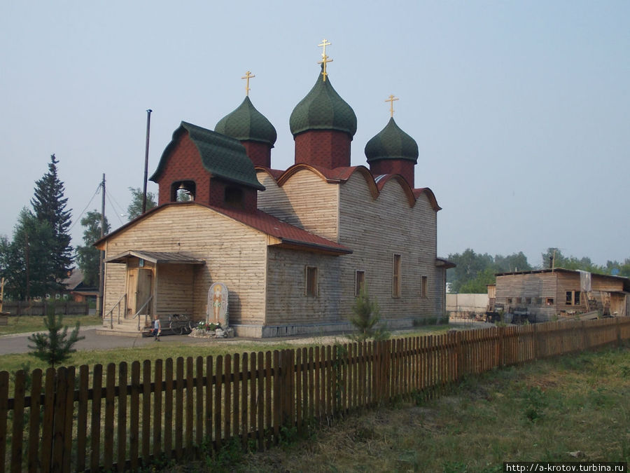храм (единственное культовое сооружение) Яя, Россия