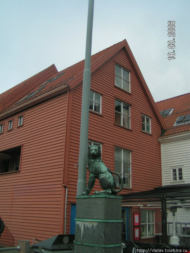 Дом и памятник Берген, Норвегия