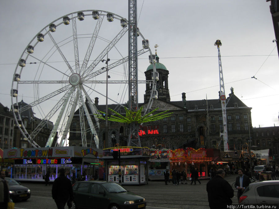 Площадь Дам в Амстердаме Нидерланды