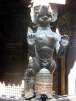 Патан.  Храм Махавихар.