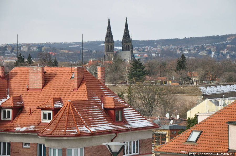 Вид на Вышеград и собор Петра и Павла Прага, Чехия