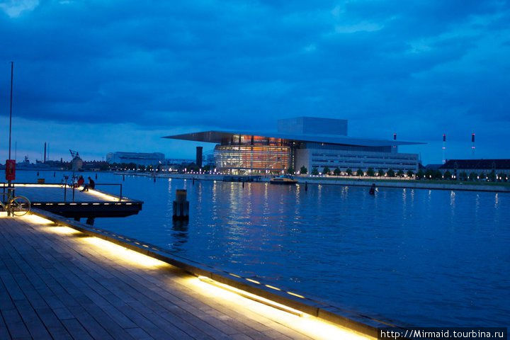 Zdаnie opery Копенгаген, Дания