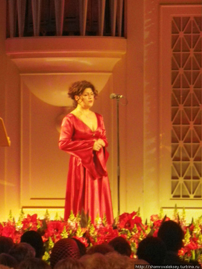 Большой Пасхальный концерт в Большом зале Филармонии Санкт-Петербург, Россия