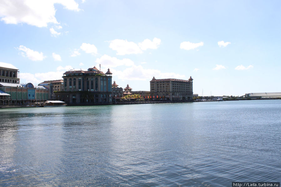 Port Louis, Waterfront