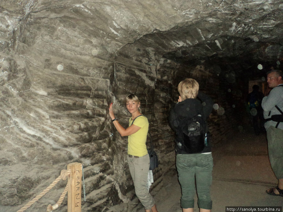 Ода шахтерам в камне Величка, Польша