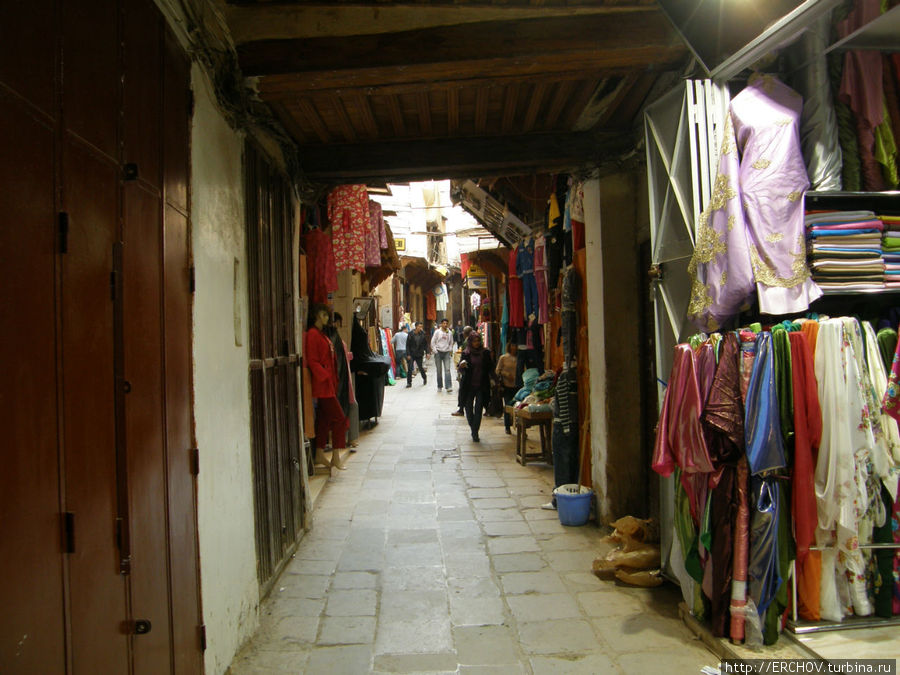 Город Фес - духовный центр Марокко