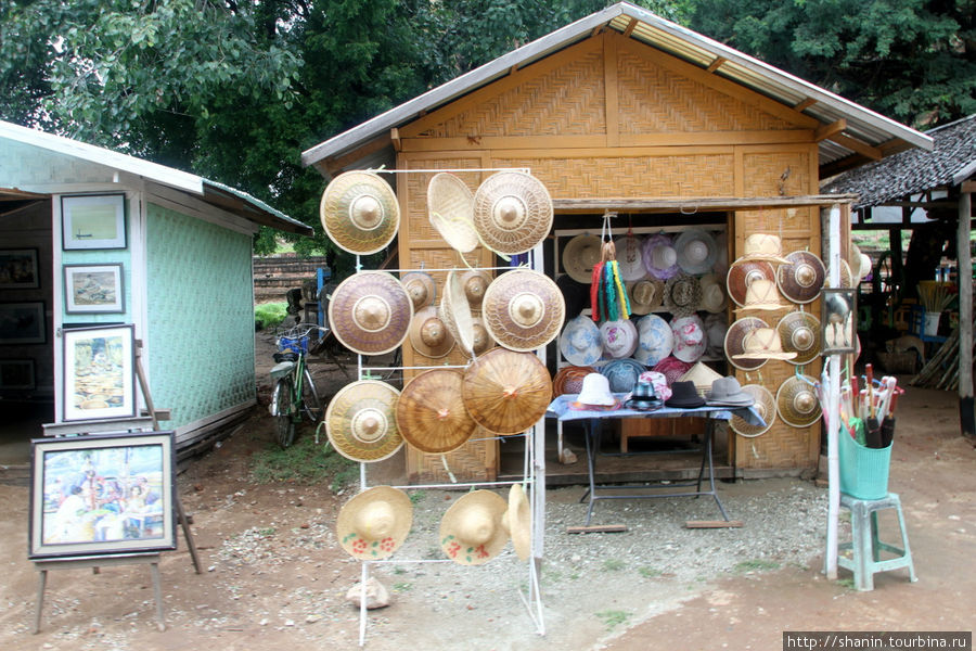 Туристическая деревня Мингун, Мьянма