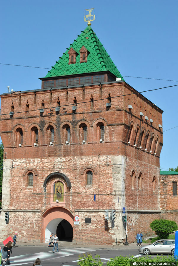 Кремль дмитриевская башня