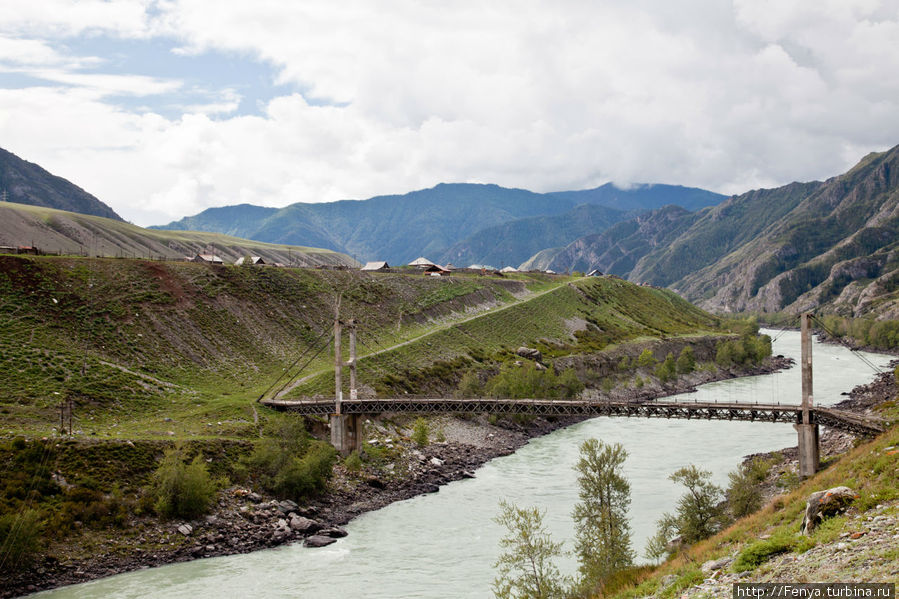 Первый в мире висячий двухцепной мост Республика Алтай, Россия