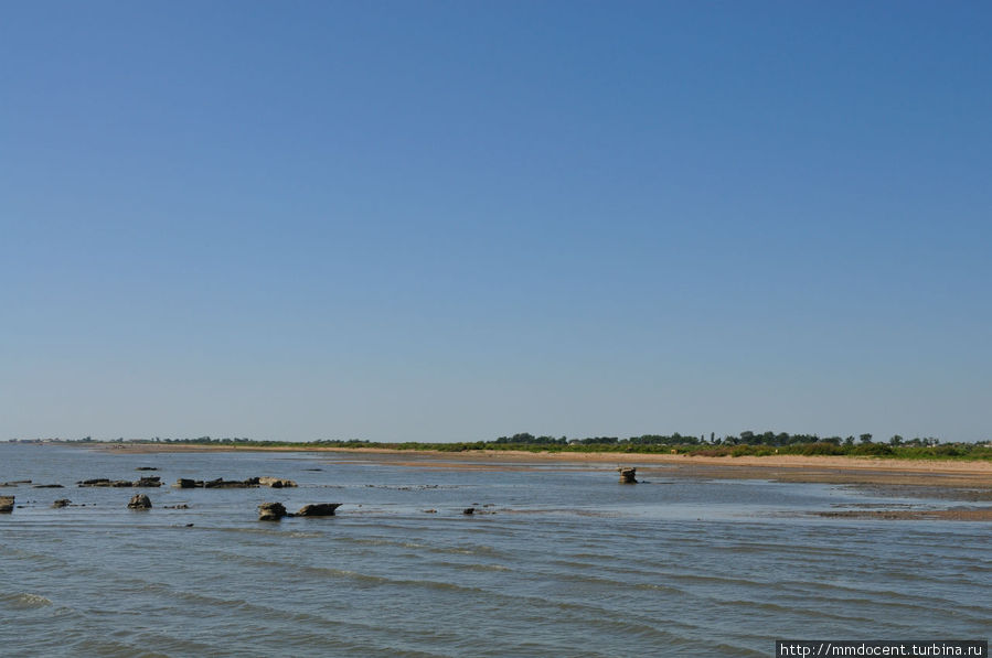 На берегу Каспия Дагестан, Россия