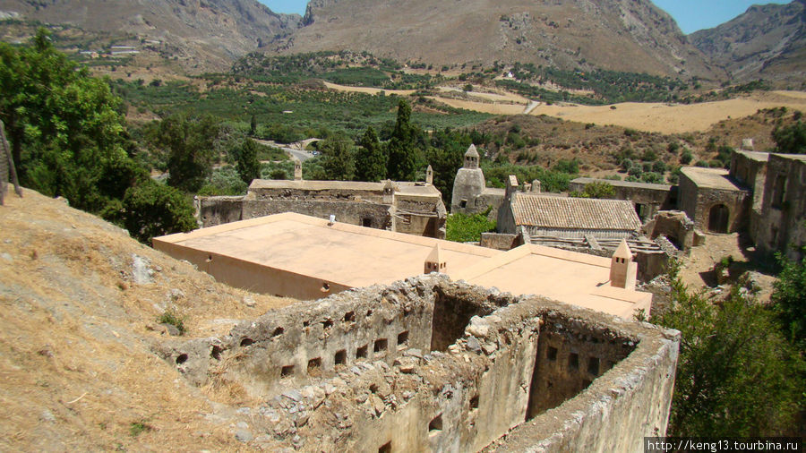Заброшеная часть монастыря Остров Крит, Греция