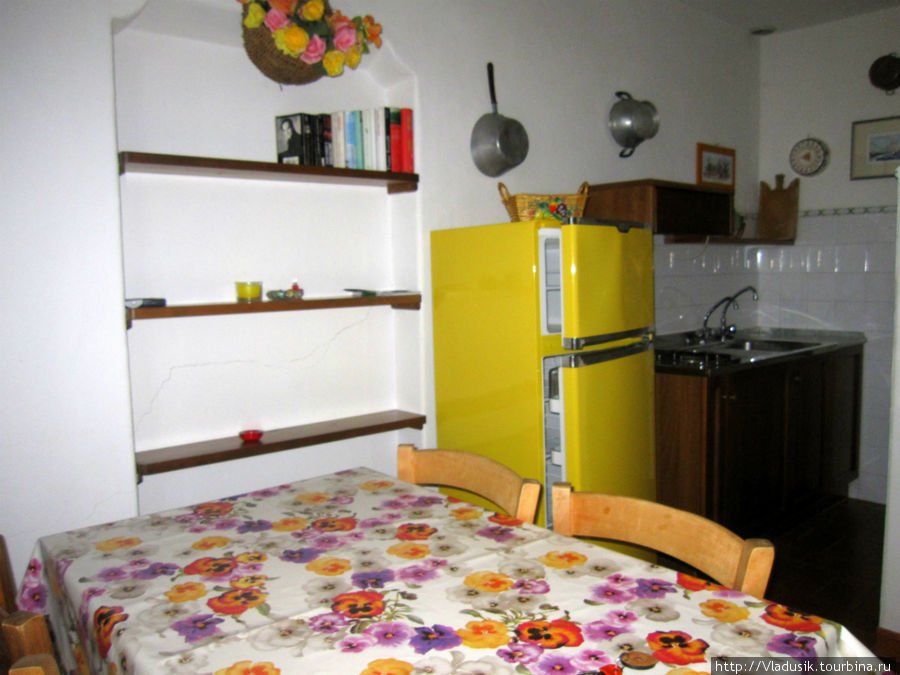 Кухни — только в апартаментах Монтерони-д'Арбия, Италия
