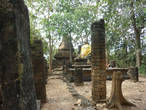 Си Сатчаналай. Храм Wat Khao Pharom Phloeng.