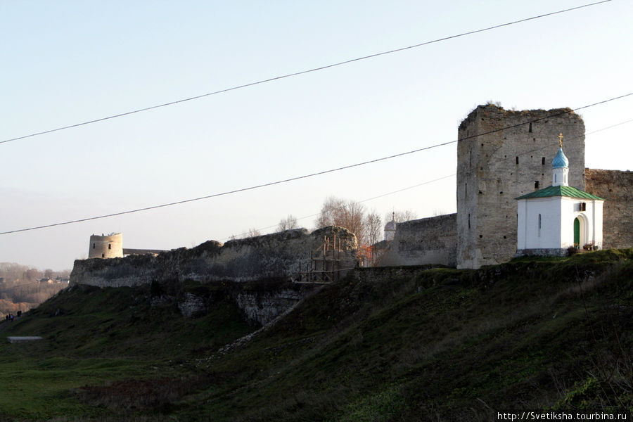 Древняя крепость Изборск в пригороде Пскова Изборск, Россия