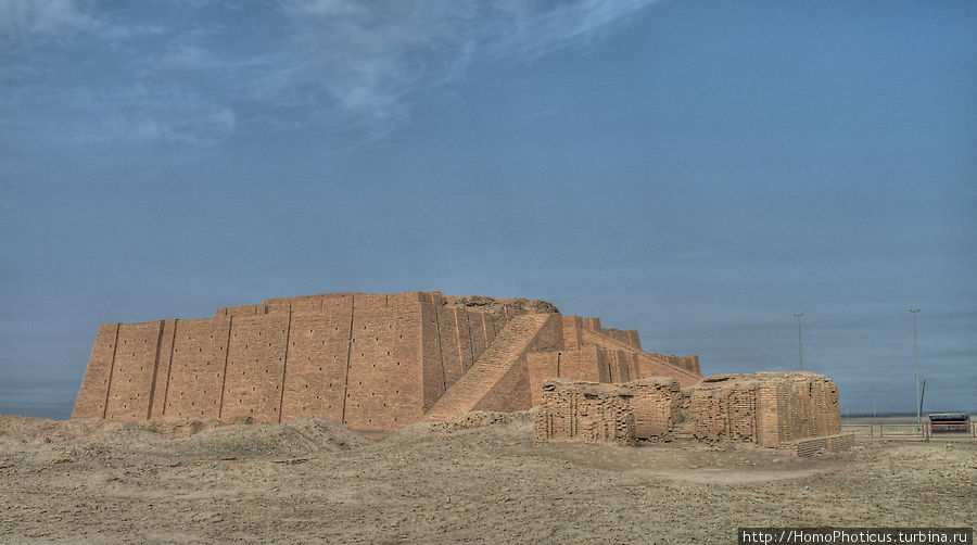 зиккурат Ур-Намму (обработка) Ур античный город, Ирак