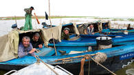 Рыбаки во время путины неделями живут на воде, в своих лодках – бударах
