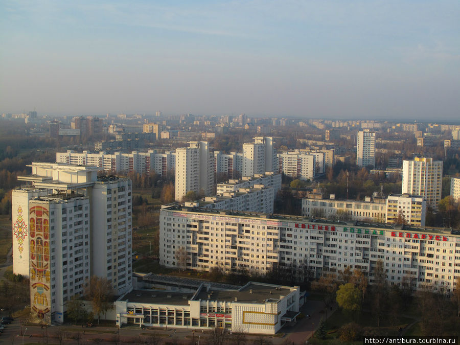 Вид на спальные окраины Минска со смотровой площадки библиотеки Минск и область, Беларусь