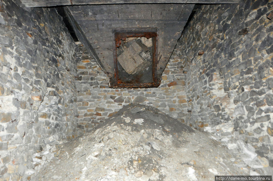 В конце тоннеля оборудована воронка для погрузки породы Горловка, Украина