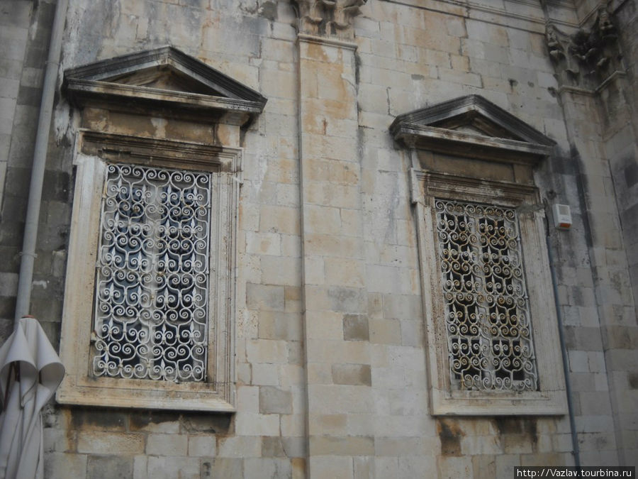 Окна Дубровник, Хорватия