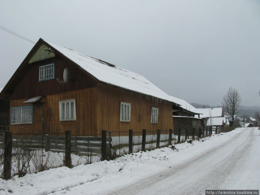 Село в Карпатских горах Львовская область, Украина