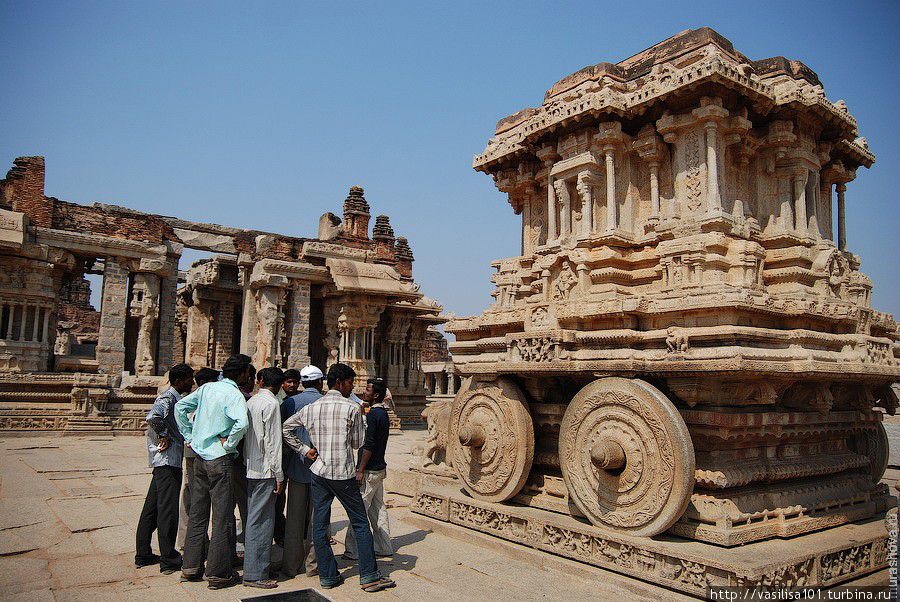 Хампи - руины покинутого города Хампи, Индия