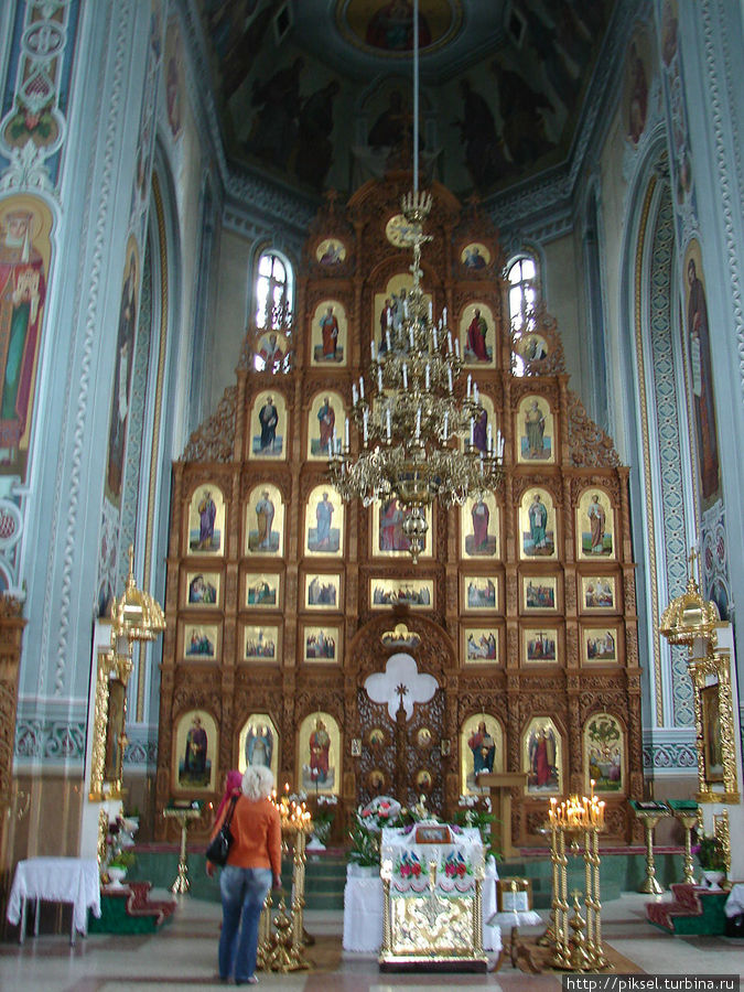 А это уже главный алтарь собора Киев, Украина