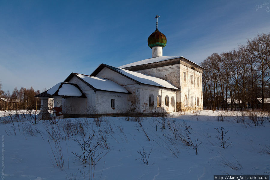 Никольская церковь Каргополь, Россия