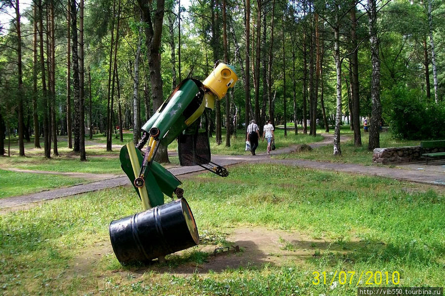 Скульптура в парке... Новополоцк, Беларусь