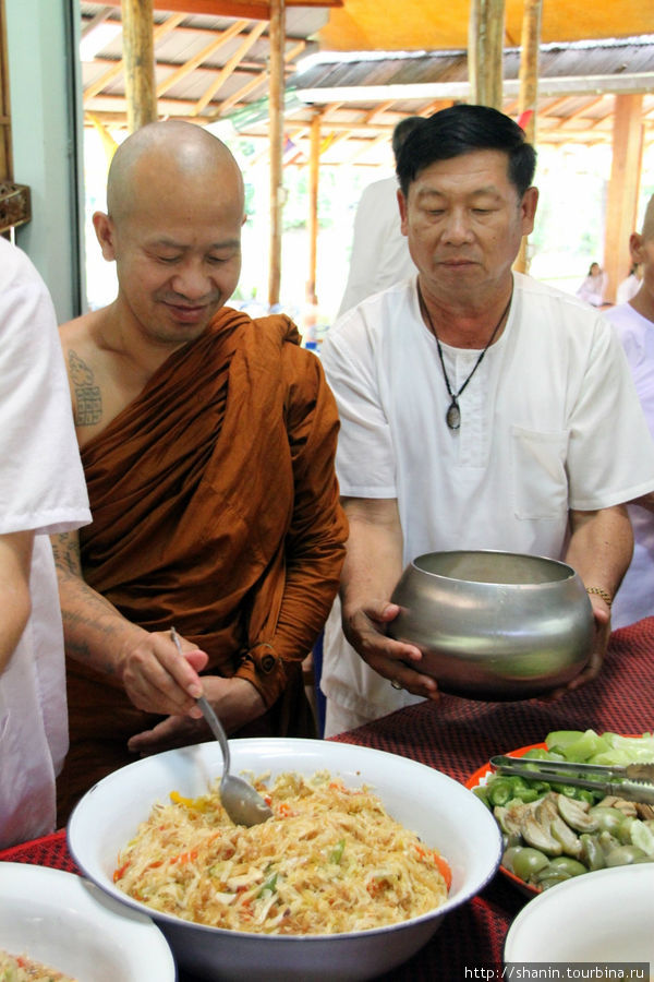 Монах с учеником Мае-Хонг-Сон, Таиланд