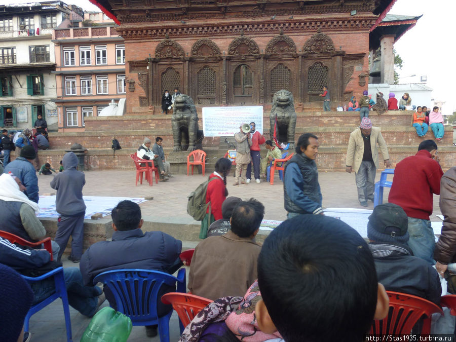 Катманду. Площадь Дурбар. Храм Шивы и Парвати. Катманду, Непал