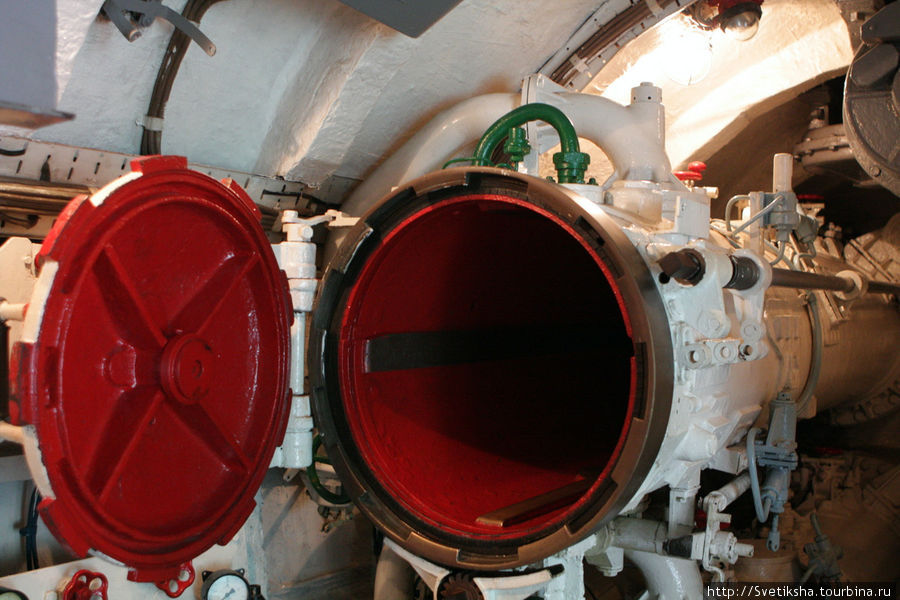 Внутри подводной лодки Владивосток, Россия