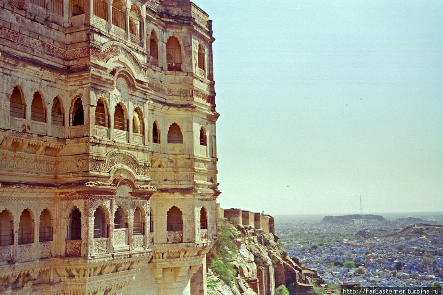 Здесь снимали много фильмов, даже у Майкла Вуда в Истории Индии есть кадры отсюда Джодхпур, Индия