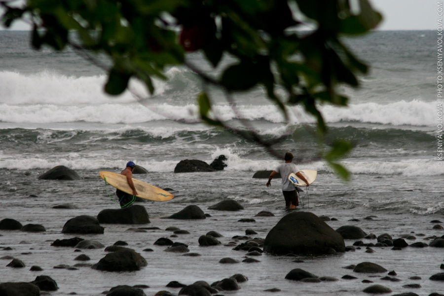 Медеви — тихая деревенька и отличное место для серфинга Медеви, Индонезия