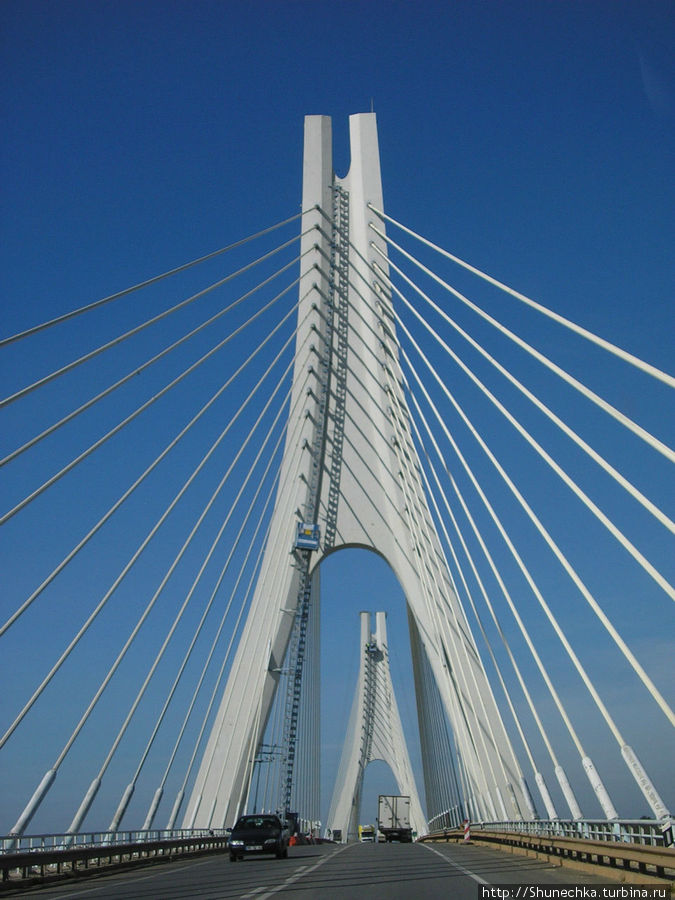 Мост через реку Араде близ Портимао Португалия