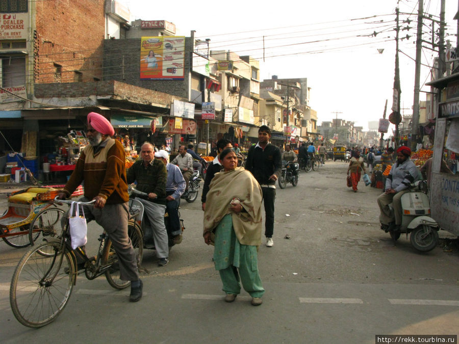 Городская улица в Пенджабе Индия