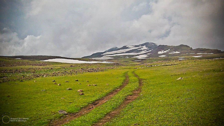 К вершине вулкана. Восхождение Арагац гора (4095м), Армения