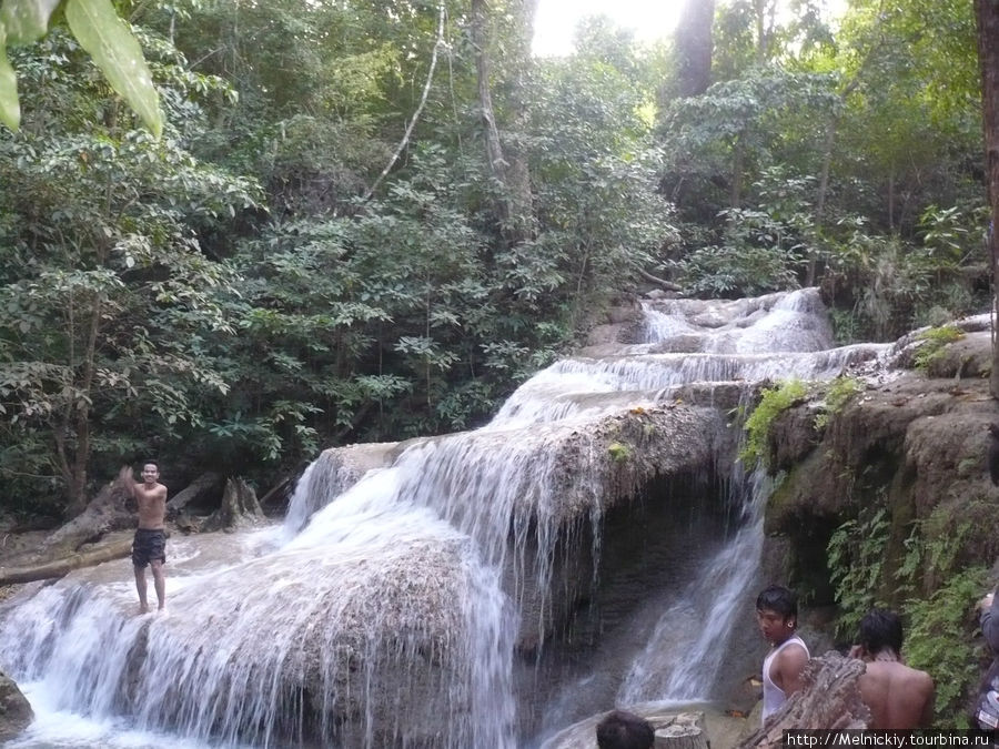Каскад водопадов Эраван Канчанабури, Таиланд
