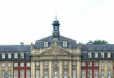 Мюнстерский дворец — Главный корпус Вестфальского университета