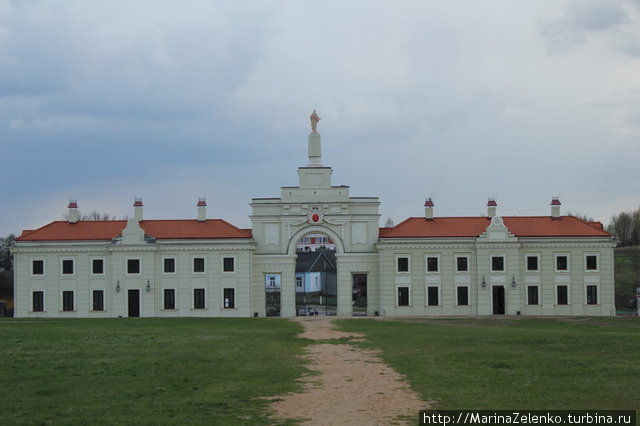 Дворцы белорусских магнатов в Коссово и Ружанах Ружаны, Беларусь