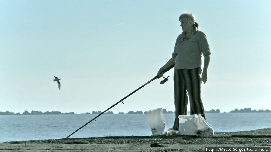 Рыбалка на море Лиепая, Латвия