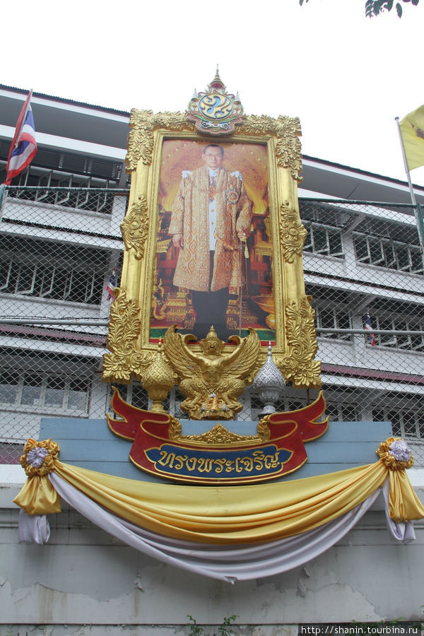 Да здравствует король? Процесс престолонаследия Бангкок, Таиланд