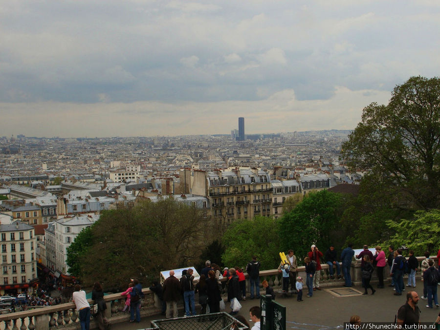 Грозовое небо над Парижем Париж, Франция