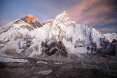 Массив Джомолунгмы и Нуптзе, ледопад и ледник Кхумбу, вид с Калапаттара