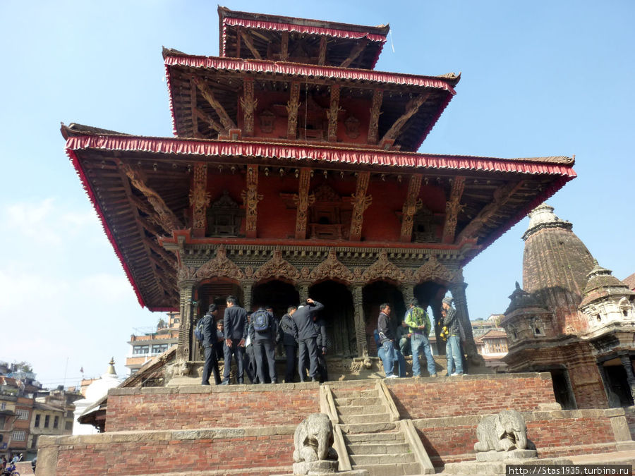 . Патан. Дворцовая площадь. Храм Хари-Шанкар. Патан (Лалитпур), Непал