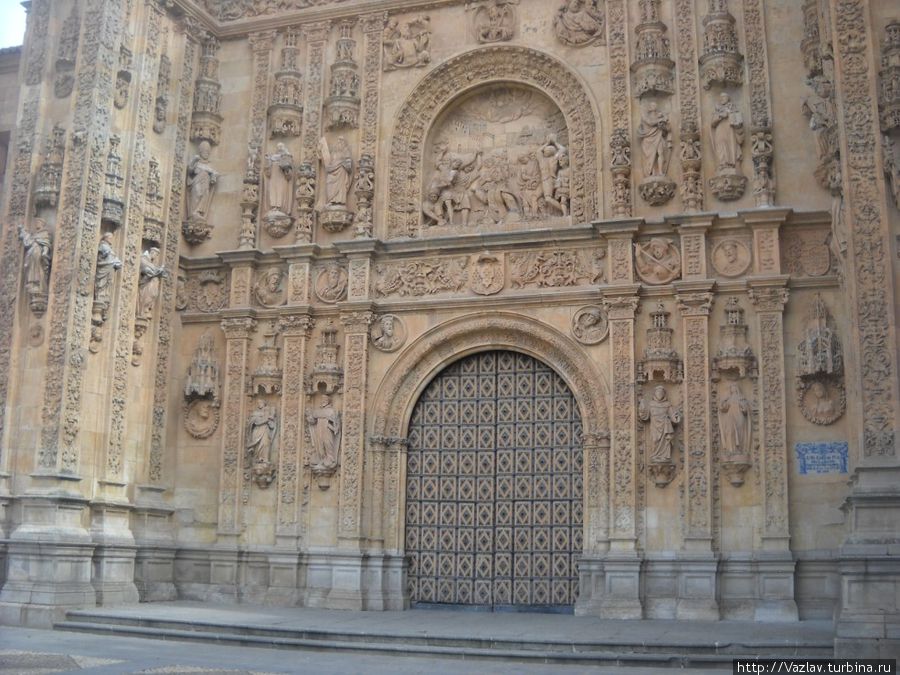 Врата Саламанка, Испания