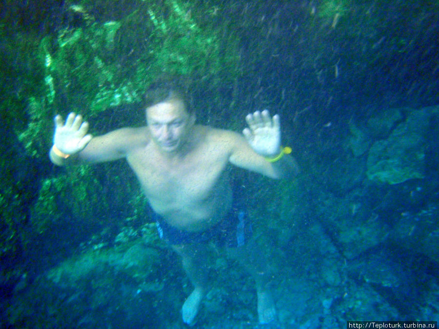 В бассейне царицы Клеопатры на глубине 4 метра Алания, Турция