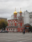 Церковь со стороны площади