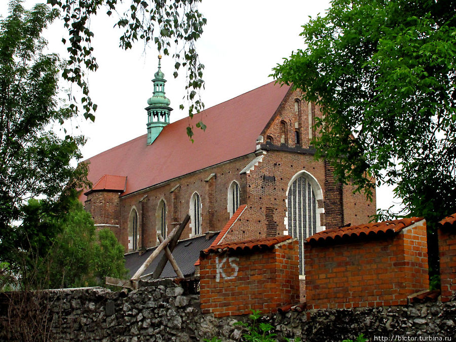 Костел Паулинов на скалке Краков, Польша