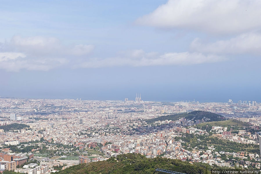 На вершине Тибидабо Барселона, Испания
